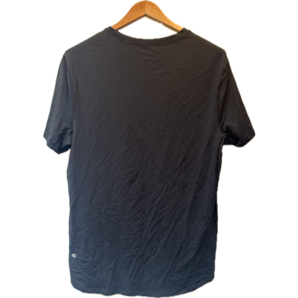 Lululemon Grey Black Short Sleeve‎ Active Workout Yoga Top Men's Sz L - Picture 2 of 3
